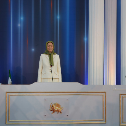 Maryam Radjavi à la cérémonie de l'anniversaire de la fondation de l'Organisation des Moudjahidine du peuple d'Iran à Achraf-3- 5 septembre 2020