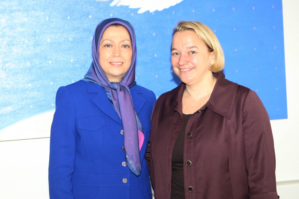 Rencontres de Maryam Radjavi en Finlande