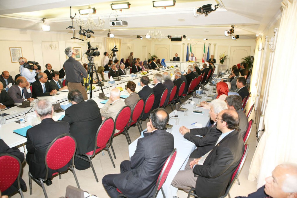 Session semestrielle du Conseil National de la Résistance iranienne