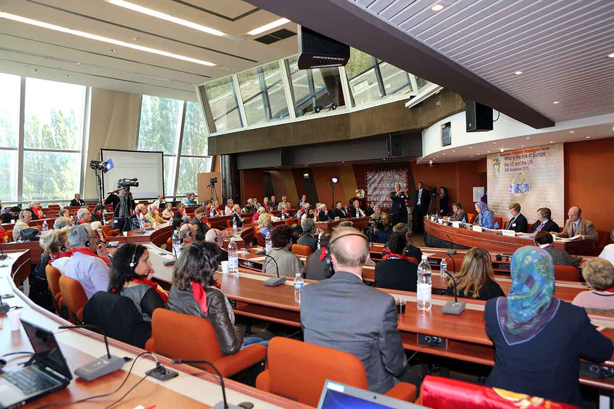 Maryam Radjavi à la conférence à l’assemblée parlementaire du Conseil de l’Europe à Strasbourg