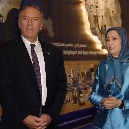 L’ancien Secrétaire d’Etat MiKe Pompeo visite le Musée de la Résistance iranienne à Achraf-3