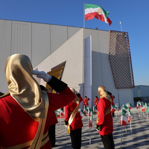 En souvenir des martyrs pour la liberté, étoiles qui brillent dans le ciel de l’Iran