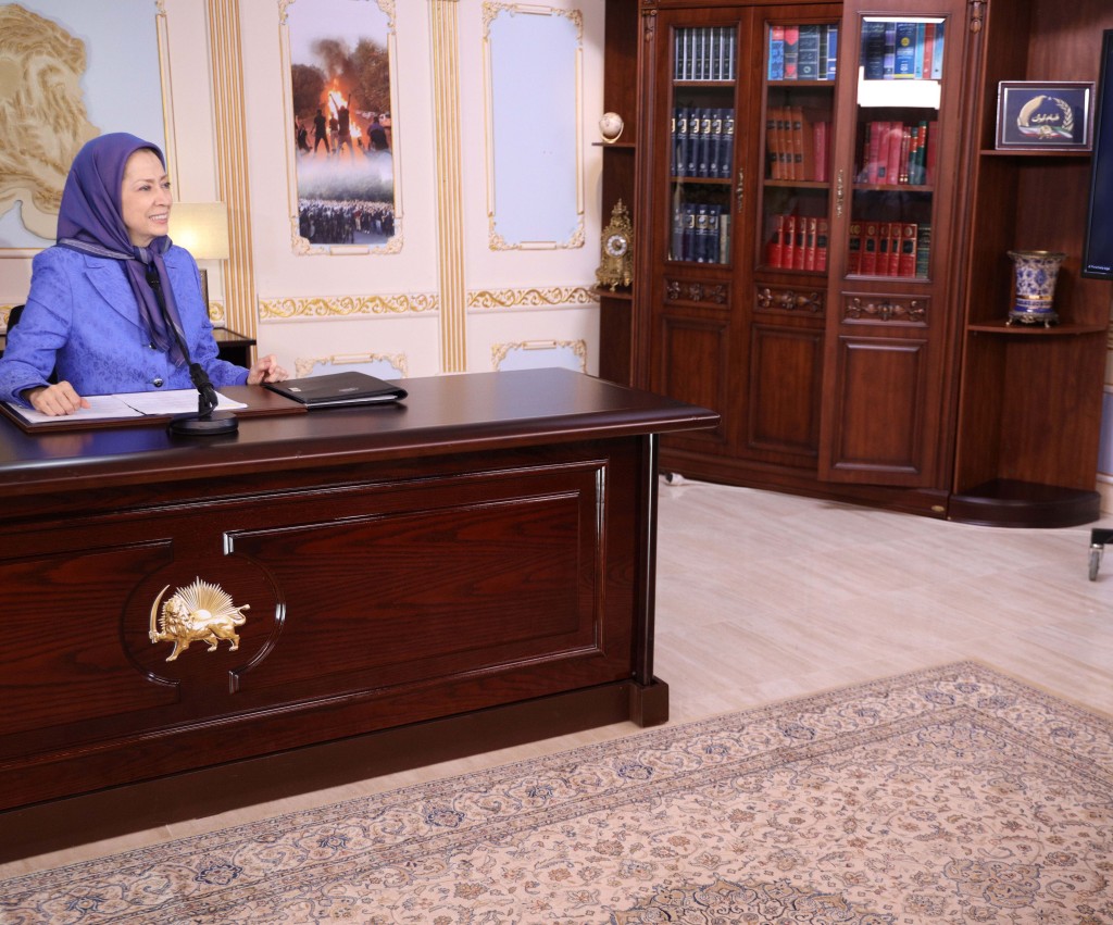 Entretien de Maryam Radjavi avec deux représentants du Congrès américain sur le soulèvement en Iran