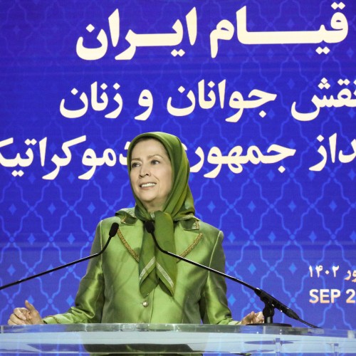  Discours à la conférence sur le soulèvement en Iran, le rôle de la jeunesse et des femmes et les perspectives d’une république démocratique-15 Septembre 2023 