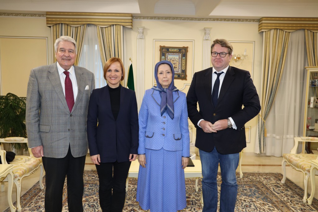 Rencontre de Maryam Radjavi avec des députés fédéraux allemands
