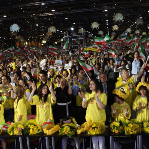 Maryam Rajavi in the gathering at Villepinte-June 22,2013-7