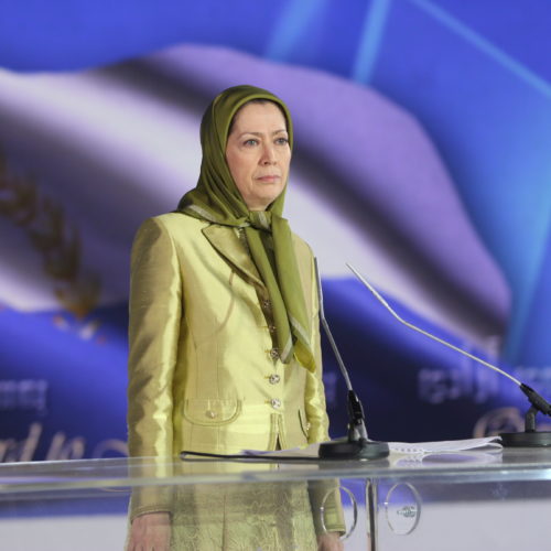 Maryam Rajavi in the gathering at Villepinte-June 22,2013-16