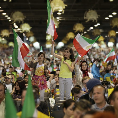 Maryam Rajavi in the gathering at Villepinte-June 22,2013-13