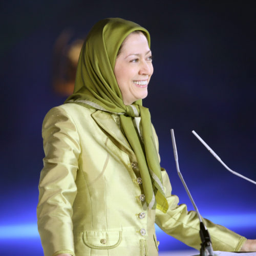 Maryam Rajavi in the gathering at Villepinte-June 22,2013-20