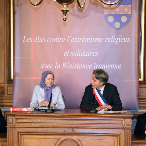 Maryam Rajavi- Meeting at City Hall of 2nd district Paris – 25 November 2014 -6