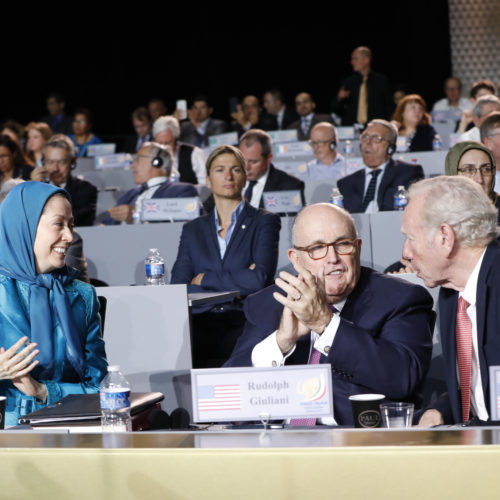 گردهمایی بزرگ برای ایران آزاد با حضور مریم رجوی - سالن ویلپنت پاریس -۱۰ تیرماه۱۳۹۶