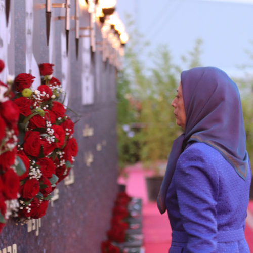 مریم رجوی در گرامی‌داشت شهیدان قتل عام اشرف در ۱۰شهریور ۱۳۹۲