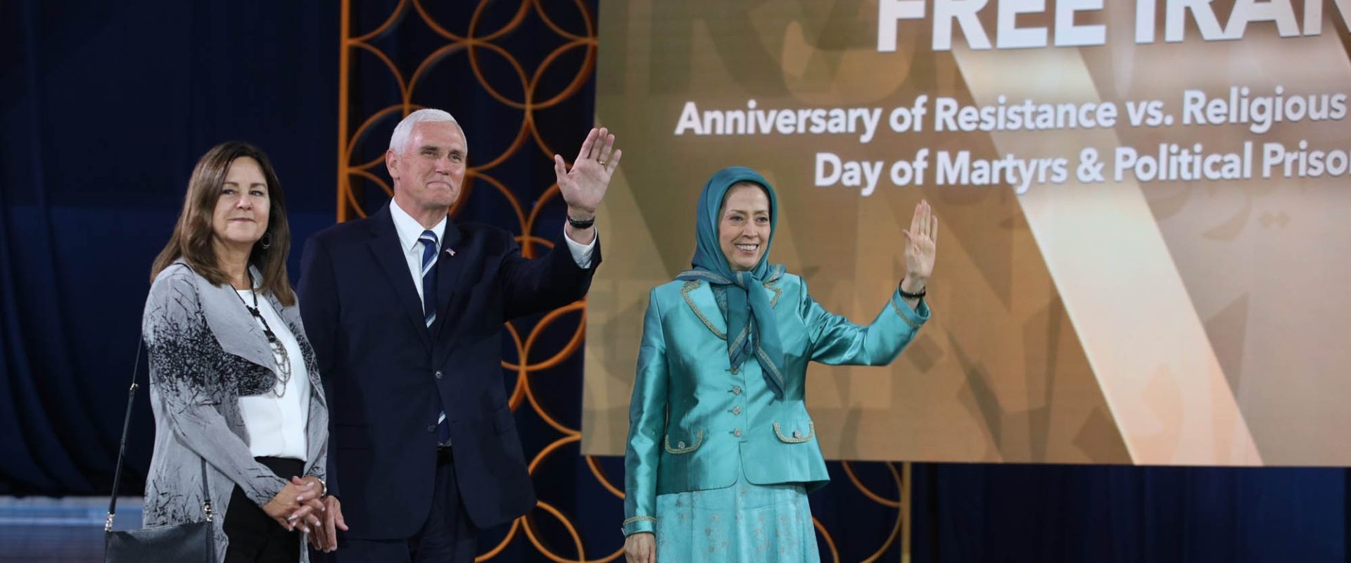 مریم رجوی: مقاومت ایران، راه‌حل آزادی و دمکراسی است
