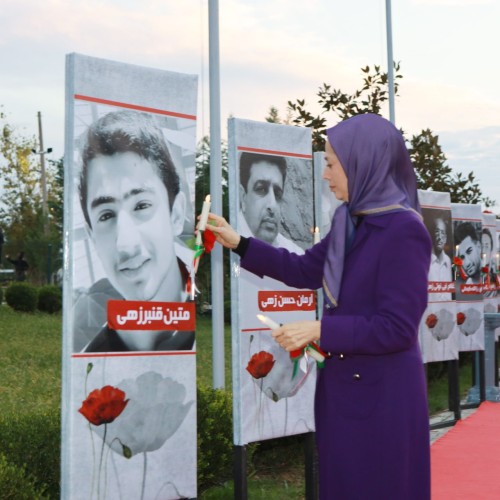 گل گذاری و ادای احترام به شهیدان قهرمان بلوچ، مشعلداران جنبش سراسری 