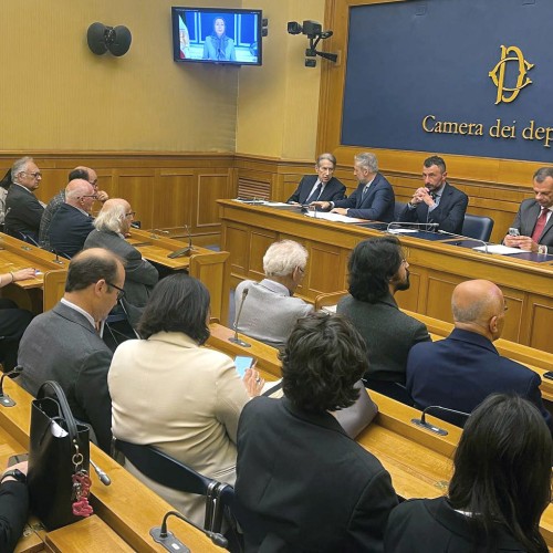 سخنرانی در کنفرانس «ضرورت یک سیاست درست» در پارلمان ایتالیا- ۲۷فروردین ۱۴۰۴
