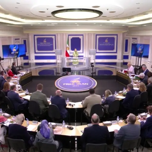 سخنرانی در کنفرانس ایران آزاد ۱۴۰۴- پیش بهسوی جمهوری دموکراتیک
