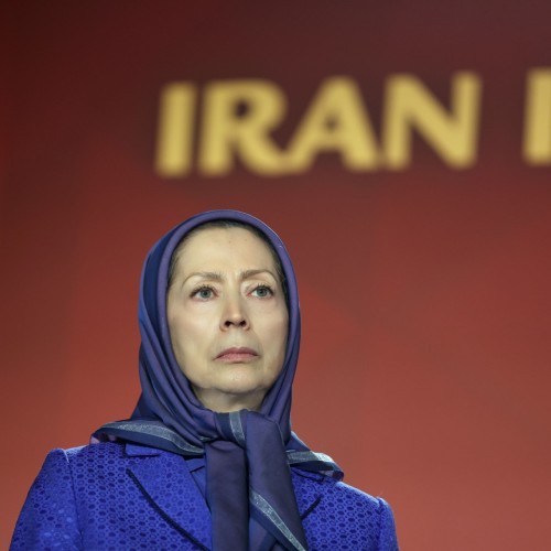 کنفرانس در شهرداری منطقه ۱۷ پاریس- ۴شهریور ۱۴۰۴